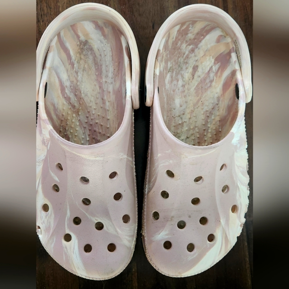 Women's Pink Marble Clogs